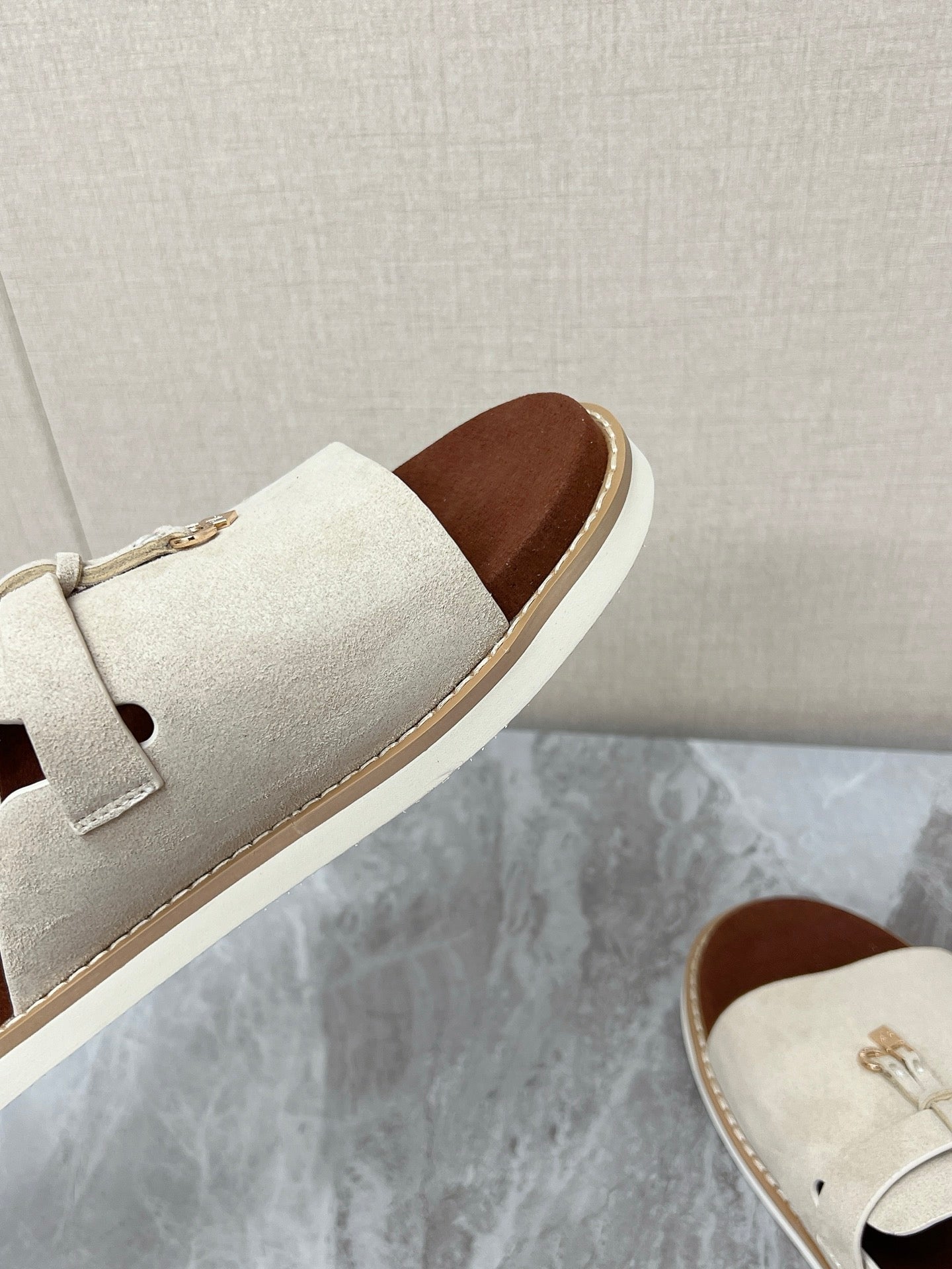 LP 26S LOCK MULE SLIDES IN BEIGE SUEDE SILVER HARDWARE