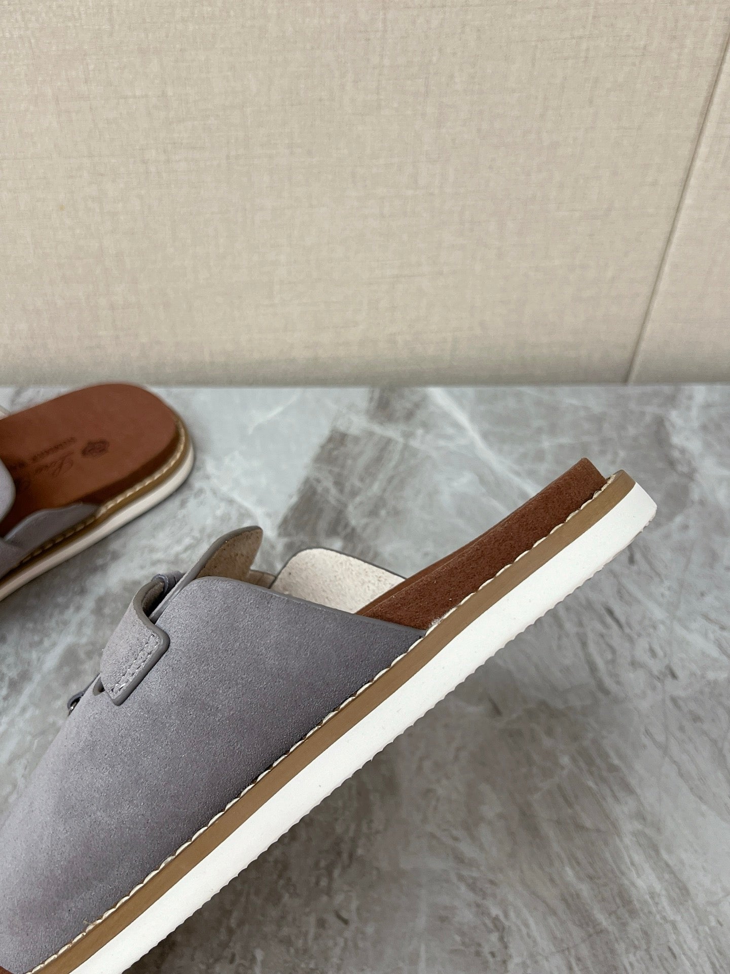 LP 26S LOCK CHARM SLIDES IN GREY SUEDE SILVER HARDWARE