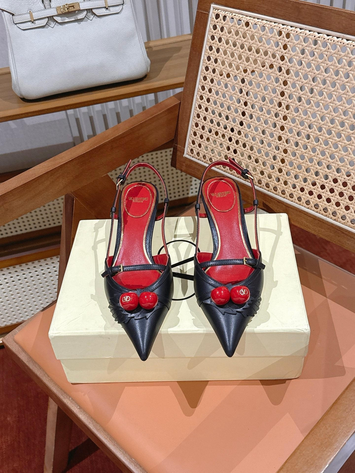 VALENTINO 26S SLINGBACKS 45 MM IN BLACK CALFSKIN CHERRY DETAILS
