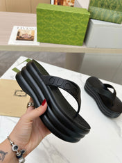 THONG PLATFORM 5 CM IN BLACK IMPORTED TPU