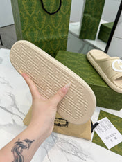 PLATFORM SLIPPERS IN SAND BROWN IMPORTED TPU