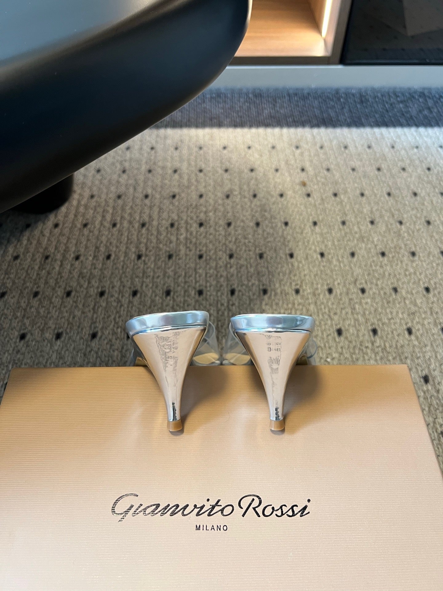 GIANVITO ROSSI 26S HEELED SANDALS 75 MM IN SILVER CALFSKIN AND PVC