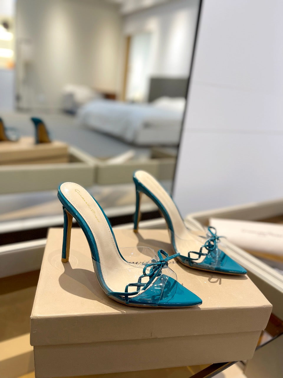 GIANVITO ROSSI 26S HEELED SANDALS 105 MM IN TEAL BLUE PATENT CALFSKIN WITH BOW