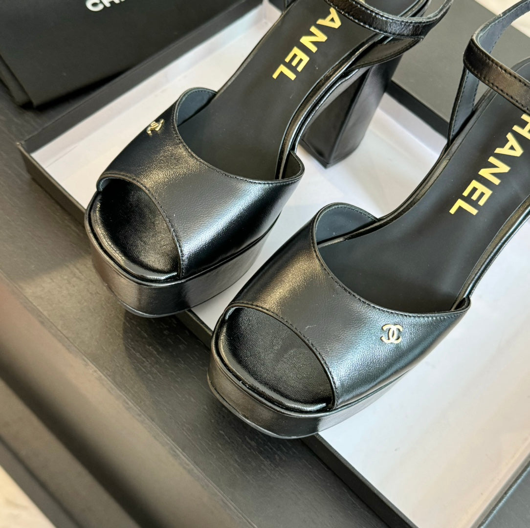HIGH HEEL PLATFORM SANDALS IN BLACK CALFSKIN