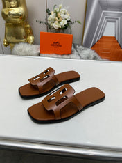 FLATFORM SANDAL CARAMEL CALFSKIN