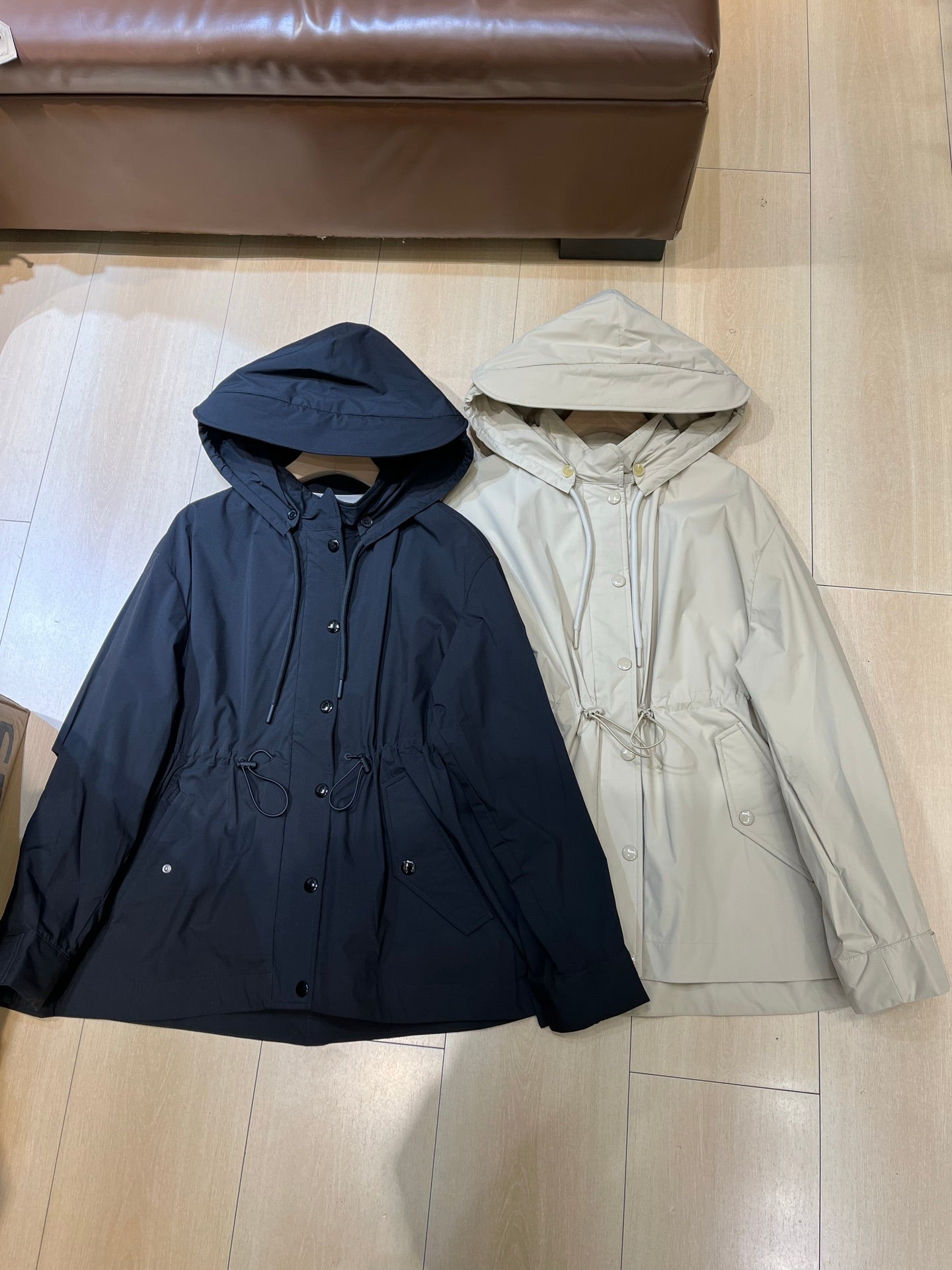 MONCLER 25S LIGHTWEIGHT LONG HOODED JACKET 401