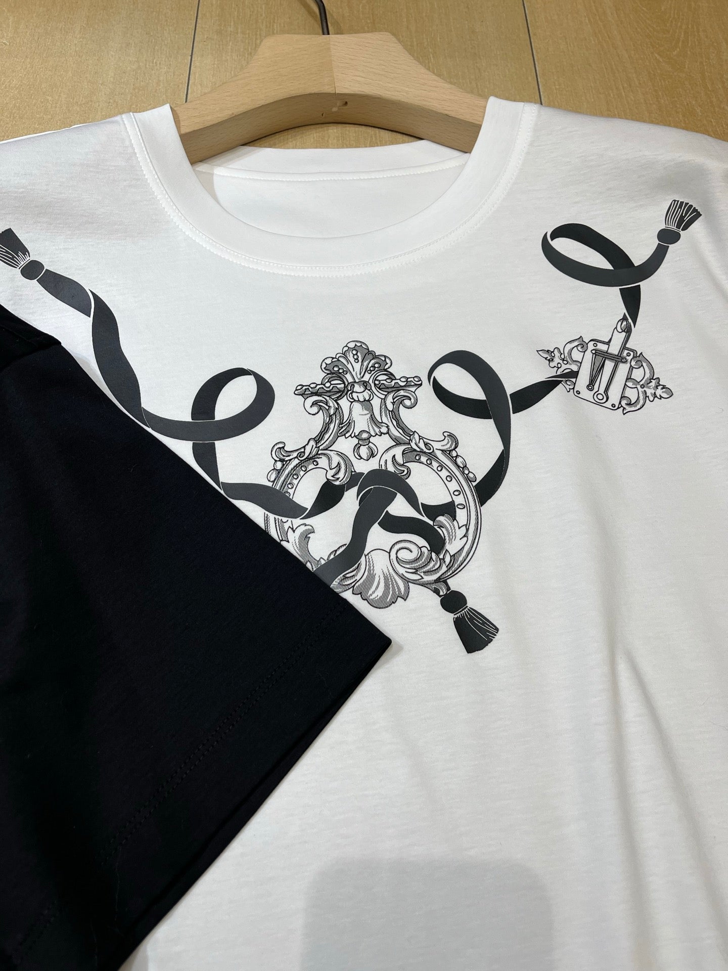 HERMES 26S SHORT SLEEVE T-SHIRT 573