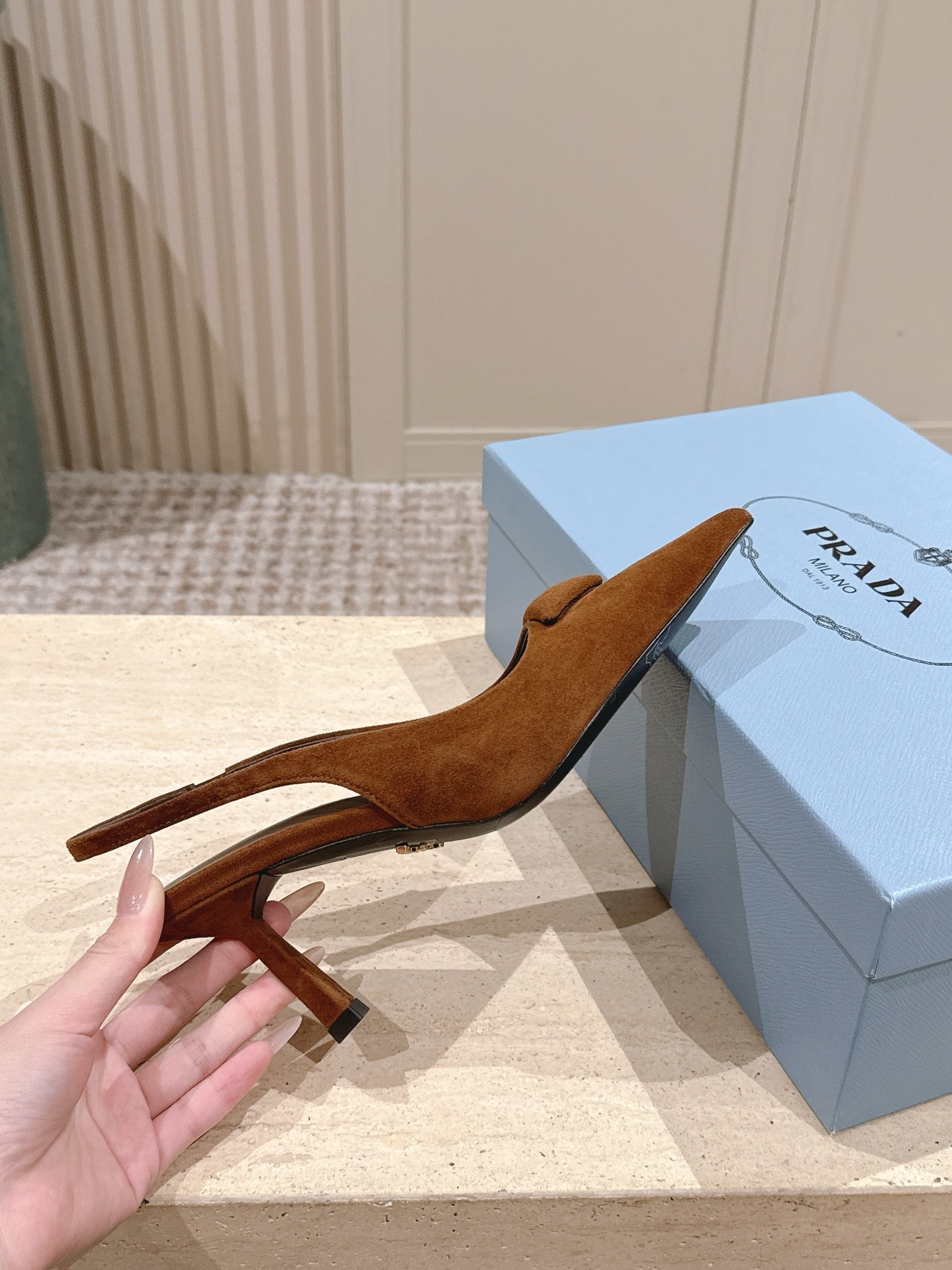PRADA 26S POINTED-TOE SLINGBACK HEELS 75MM IN CARAMEL BROWN SUEDE WITH LOGO