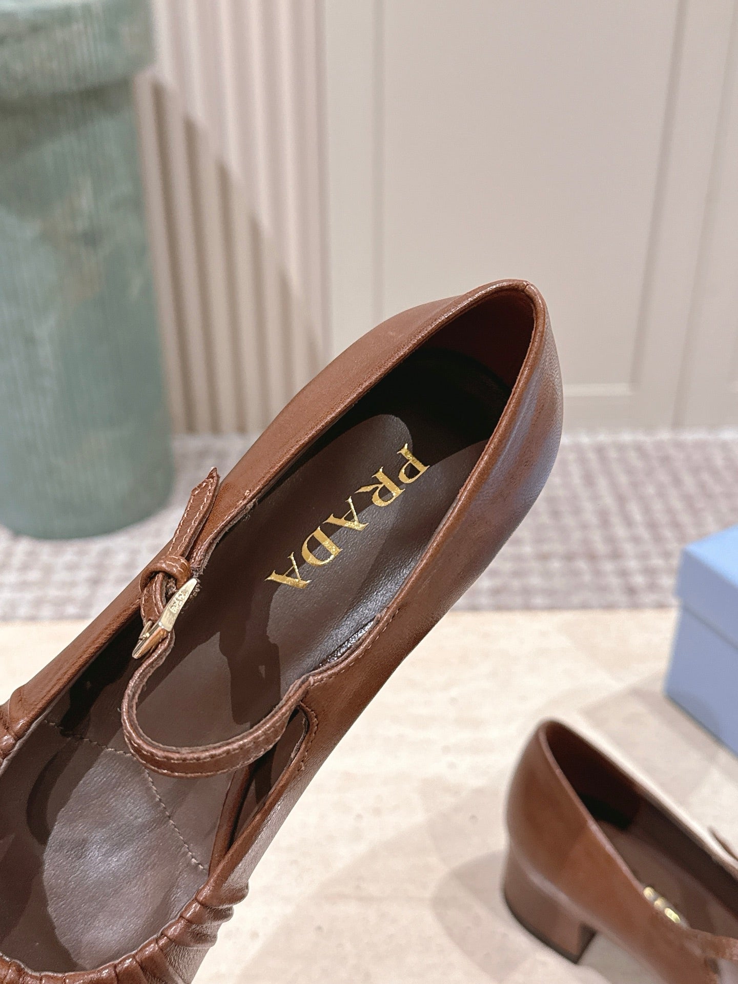 PRADA 26S MARY JANE 40MM IN CARAMEL BROWN CALFSKIN WITH LOGO