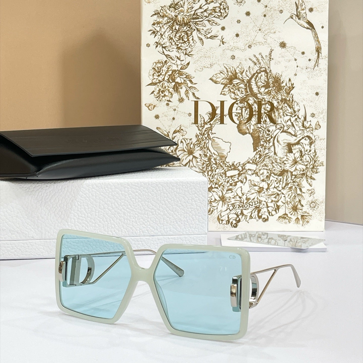 DIOR 26S ROUNDED SQUARE FRAME IN ACETATE 401643