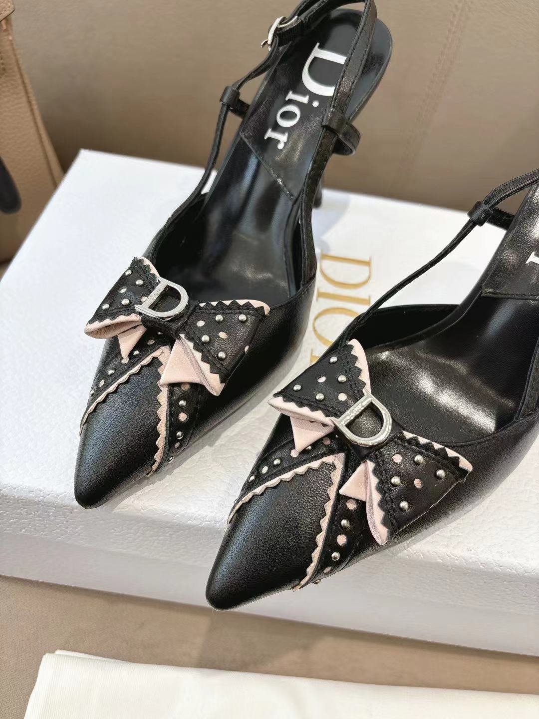 DIOR 26S SLINGBACK KITTEN HEEL PUMPS 85MM IN BLACK CALFSKIN STUDDED BOW STRAP