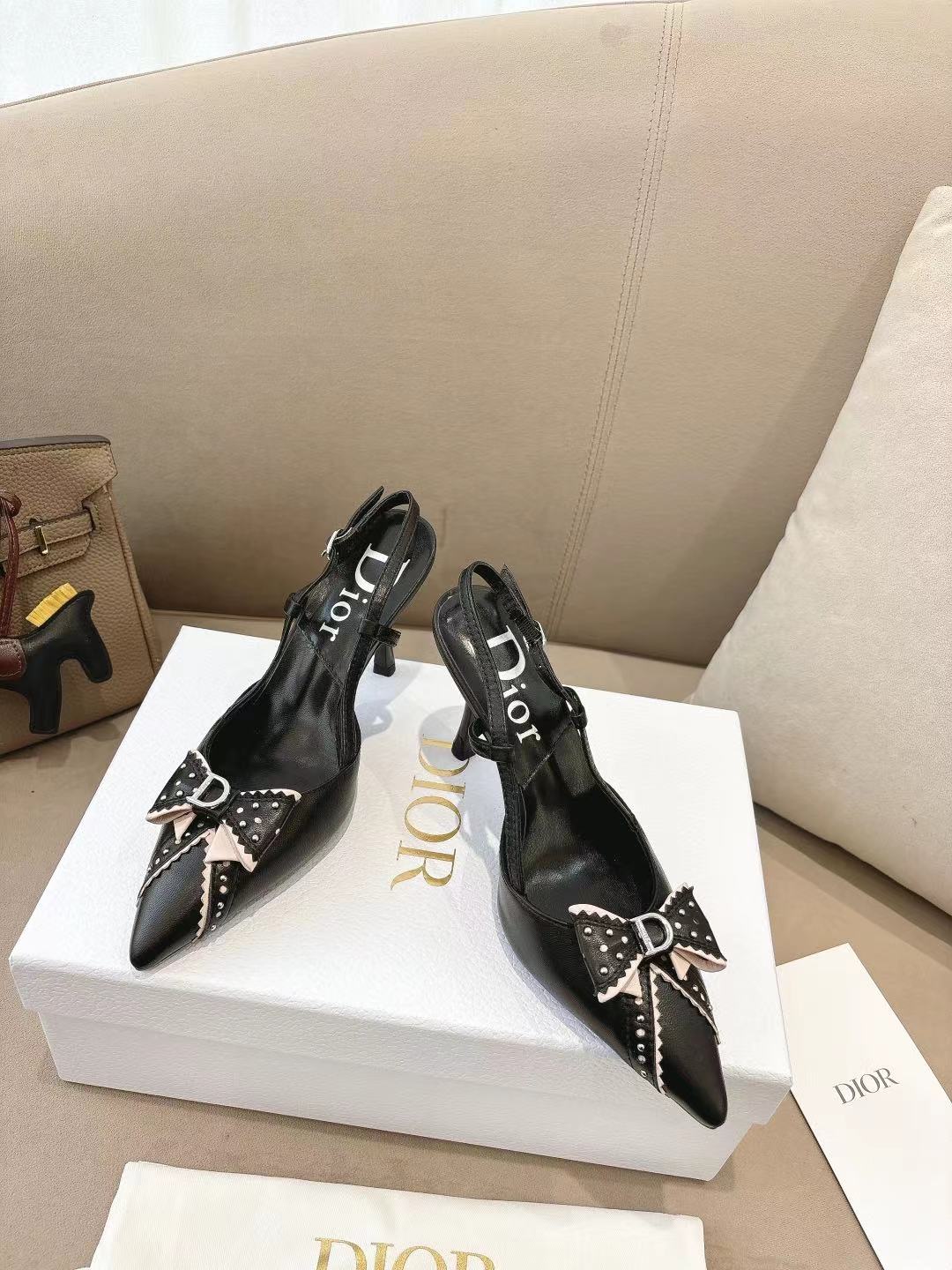 DIOR 26S SLINGBACK KITTEN HEEL PUMPS 85MM IN BLACK CALFSKIN STUDDED BOW STRAP
