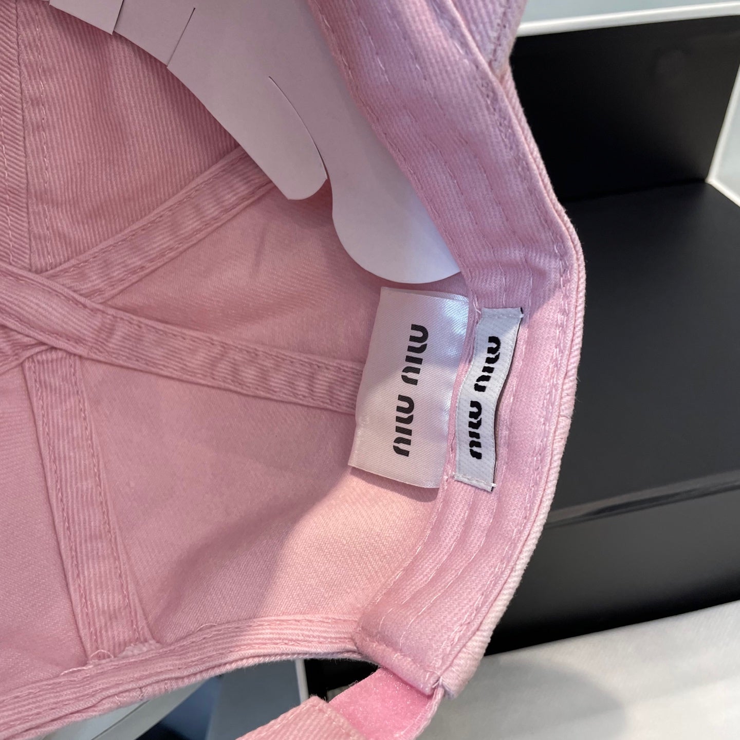 MIUMIU BASEBALL CAP STYLE 34