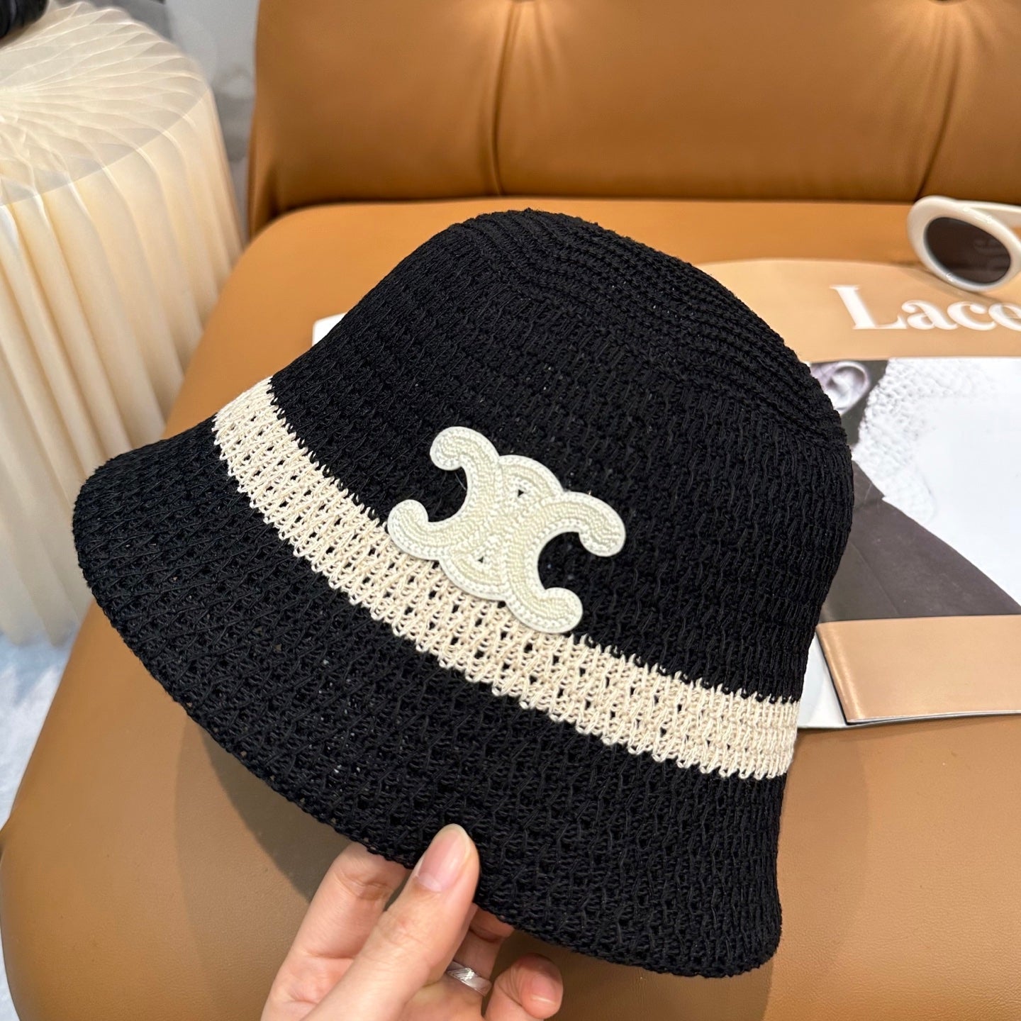 CELINE 26S KNIT BUCKET HAT STYLE 99