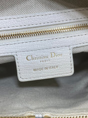 DIOR 25S SMALL VOYAGE BAG 23 IN IVORY FLAT MACROCANNAGE GRAINED CALFSKIN
