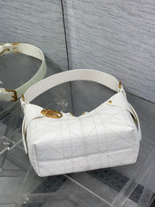 DIOR 25S SMALL VOYAGE BAG 23 IN IVORY FLAT MACROCANNAGE GRAINED CALFSKIN