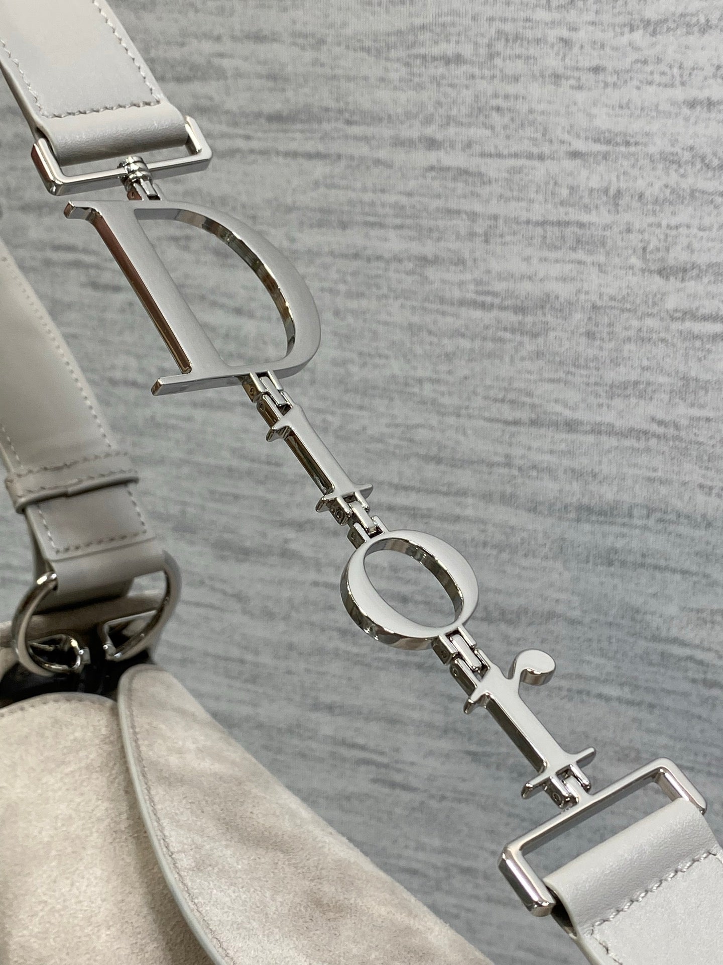 DIOR 26S MEDIUM BAG 31 IN GREY SUEDE