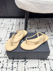 CHANEL 26S THONG SANDALS IN BEIGE CALFSKIN WITH GOLD HARDWARE