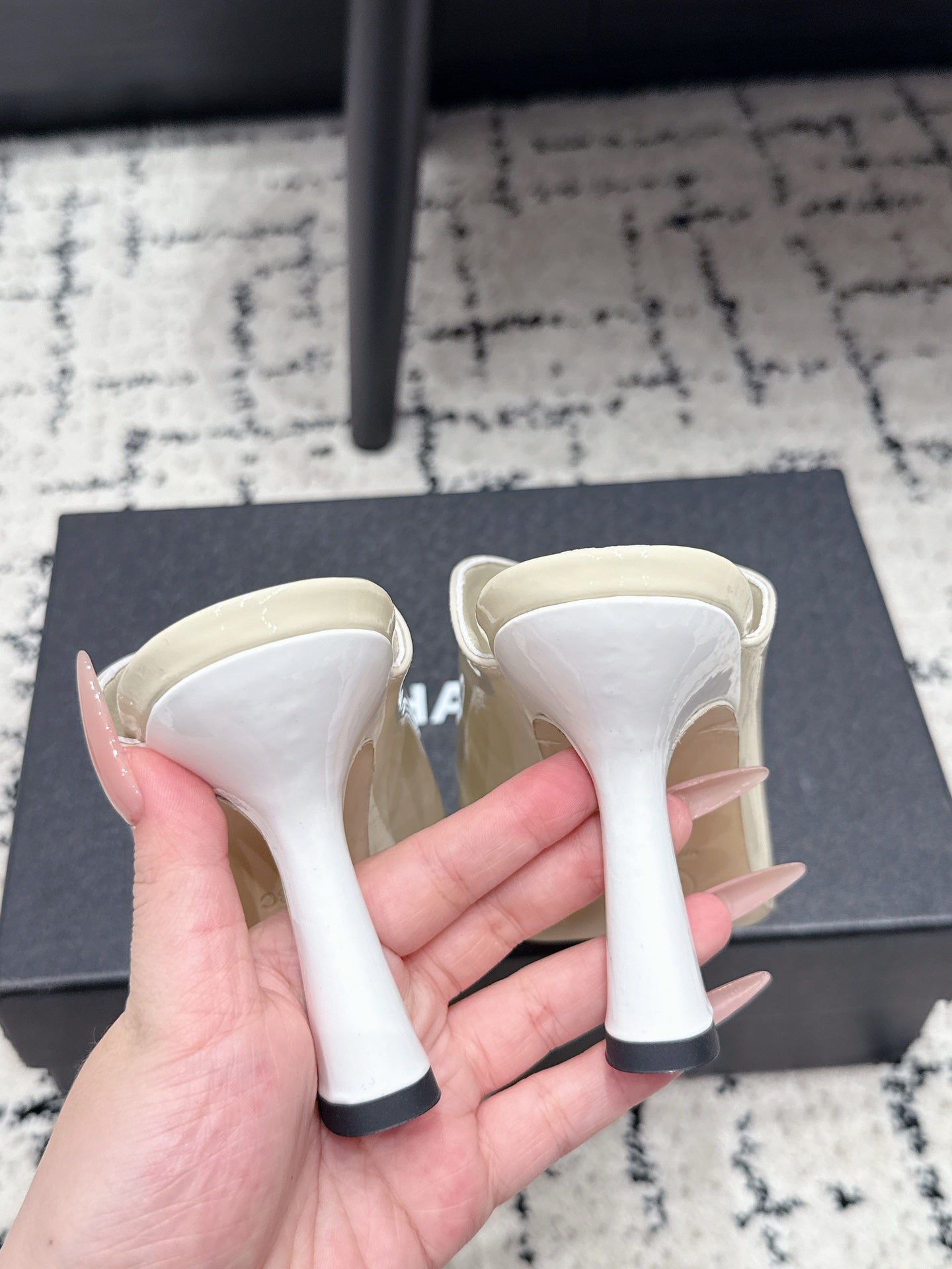 CHANEL 26S SQUARE-TOE HEELED MULES 95 MM IN CREAM WHITE MIX RED PATENT LAMBSKIN