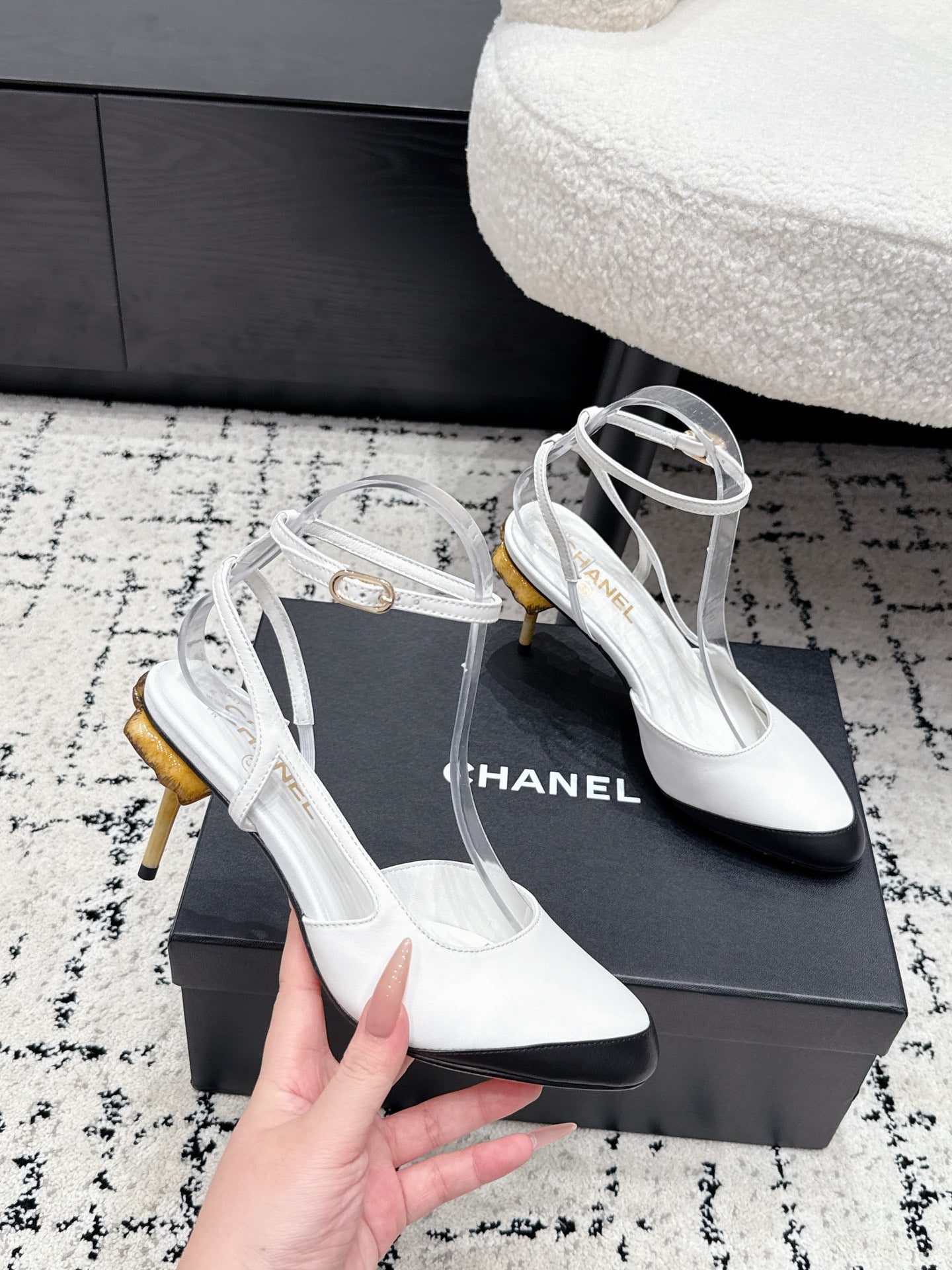 CHANEL 26S HEELED SLINGBACKS 75 MM IN WHITE LAMBSKIN