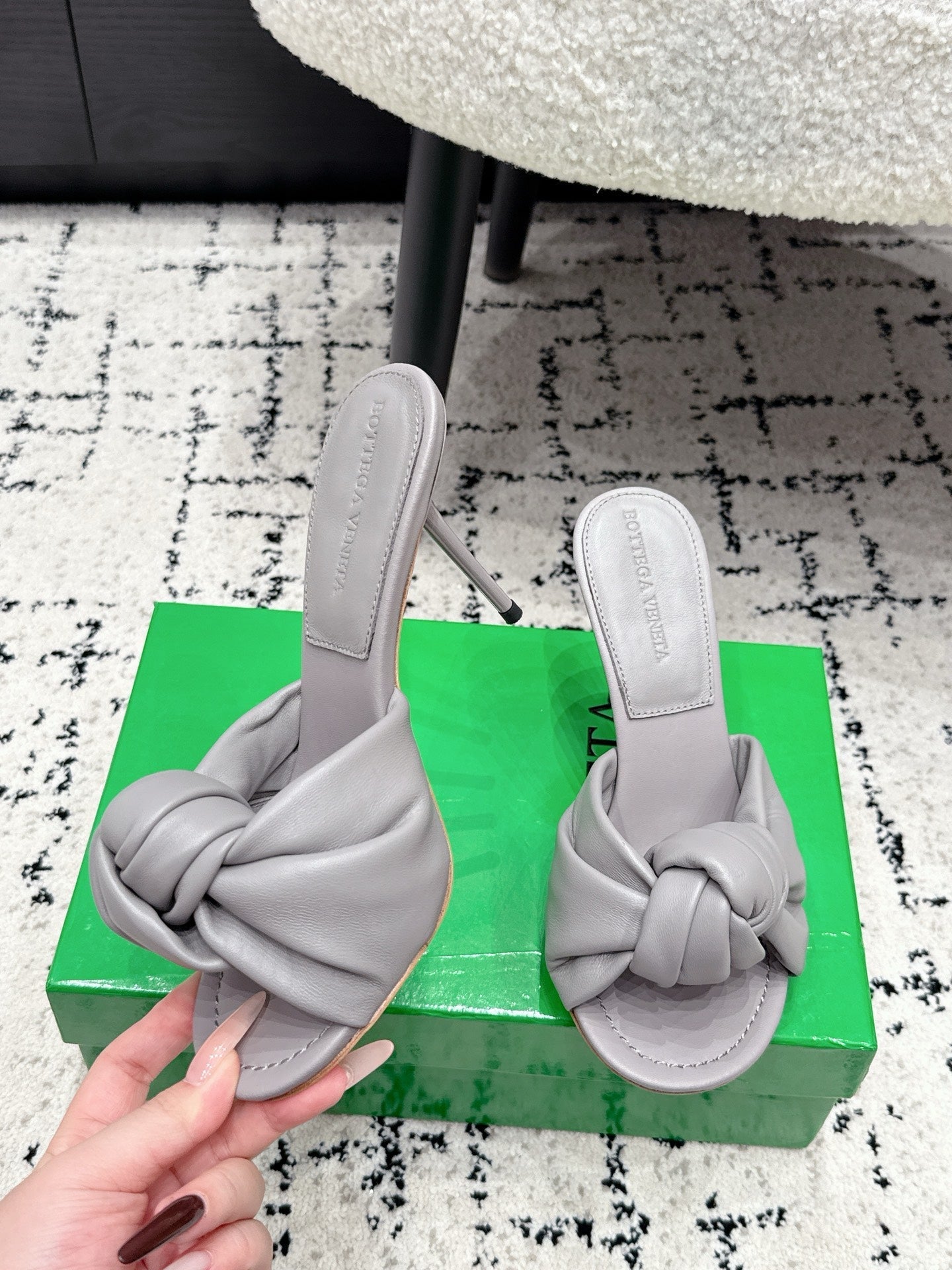 BOTTEGA VENETA 26S TWIST-STRAP HIGH-HEEL SANDALS 90 MM IN GREY LAMBSKIN