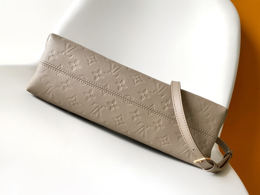LV 25S BABYLONE TOTE BAG 32 IN TOURTERELLE GREY CALFSKIN GOLD HARDWARE