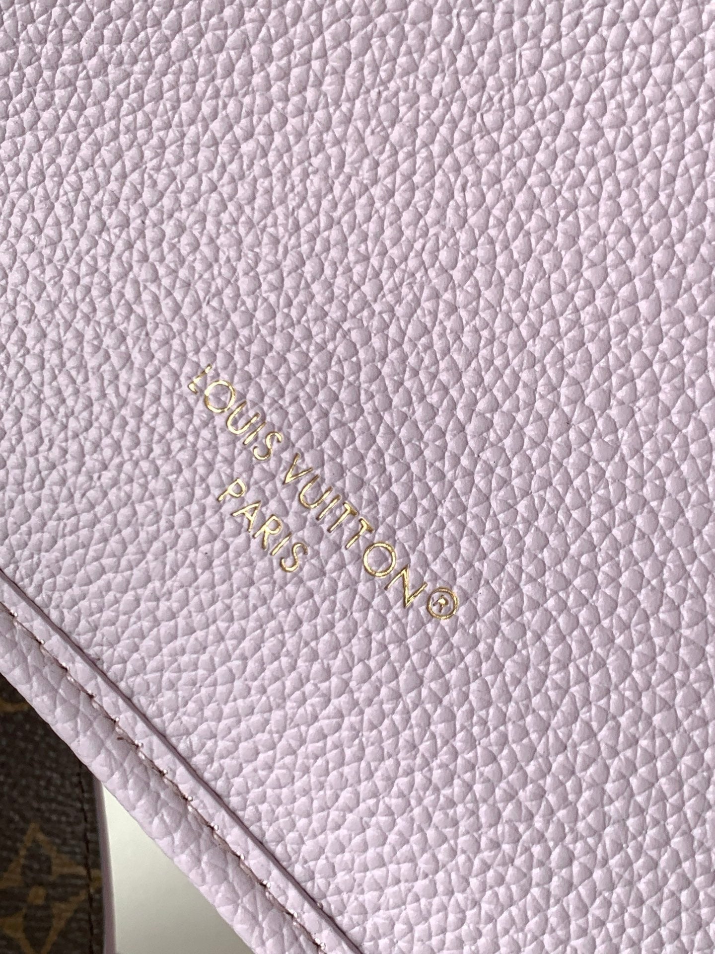 LV 25S NEVERFULL BANDOULIÈRE INSIDE OUT BB 24 IN LIGHT PURPLE AND BROWN CALFSKIN