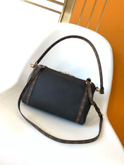 LV SMALL EXPRESS TRAVEL 26 IN BLACK CALFSKIN