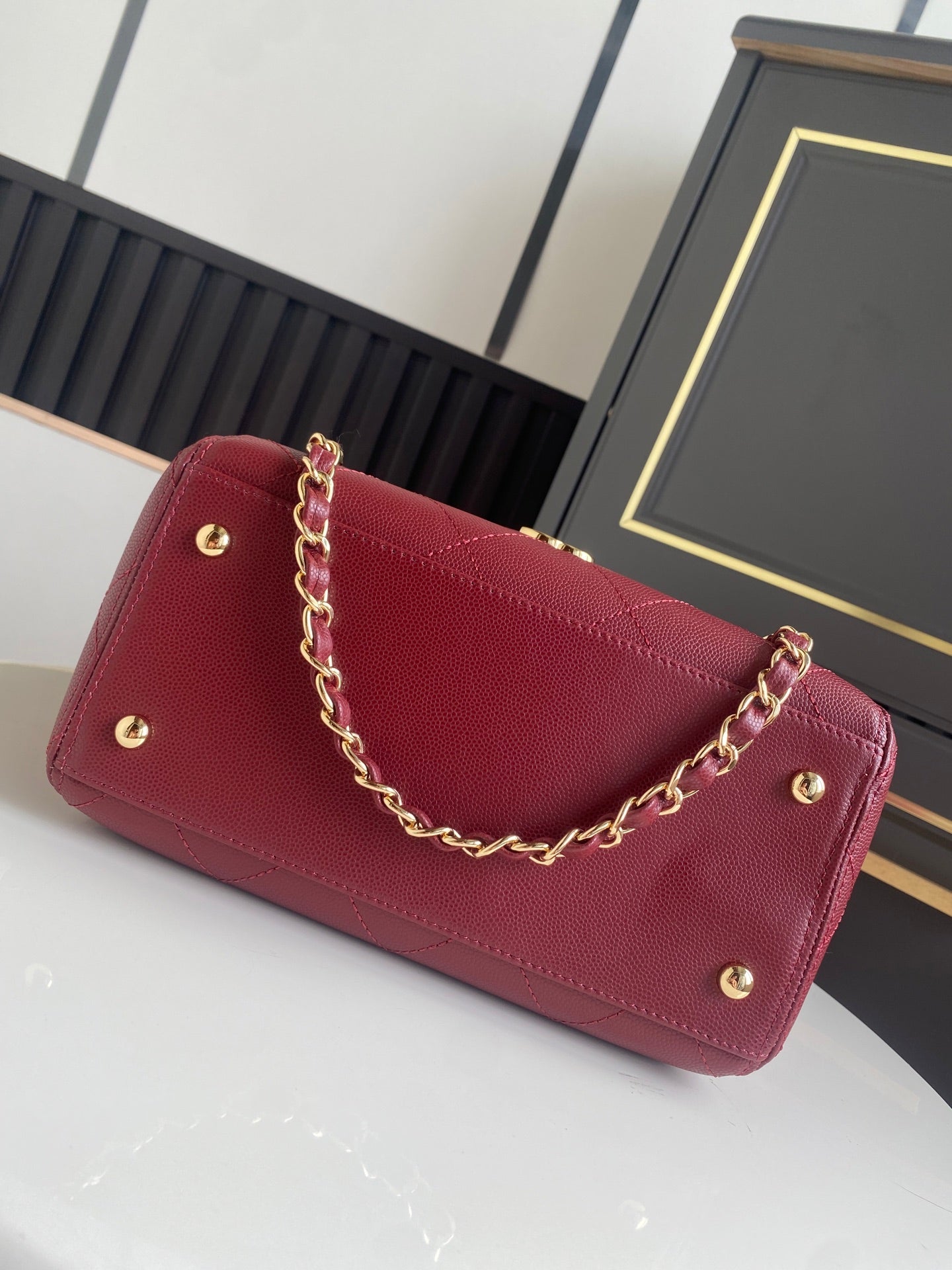CHANEL 26S QUILTED SMALL SHOPPING TOTE 25 IN BURGUNDY RED CAVIAR CALFSKIN GOLD HARDWARE