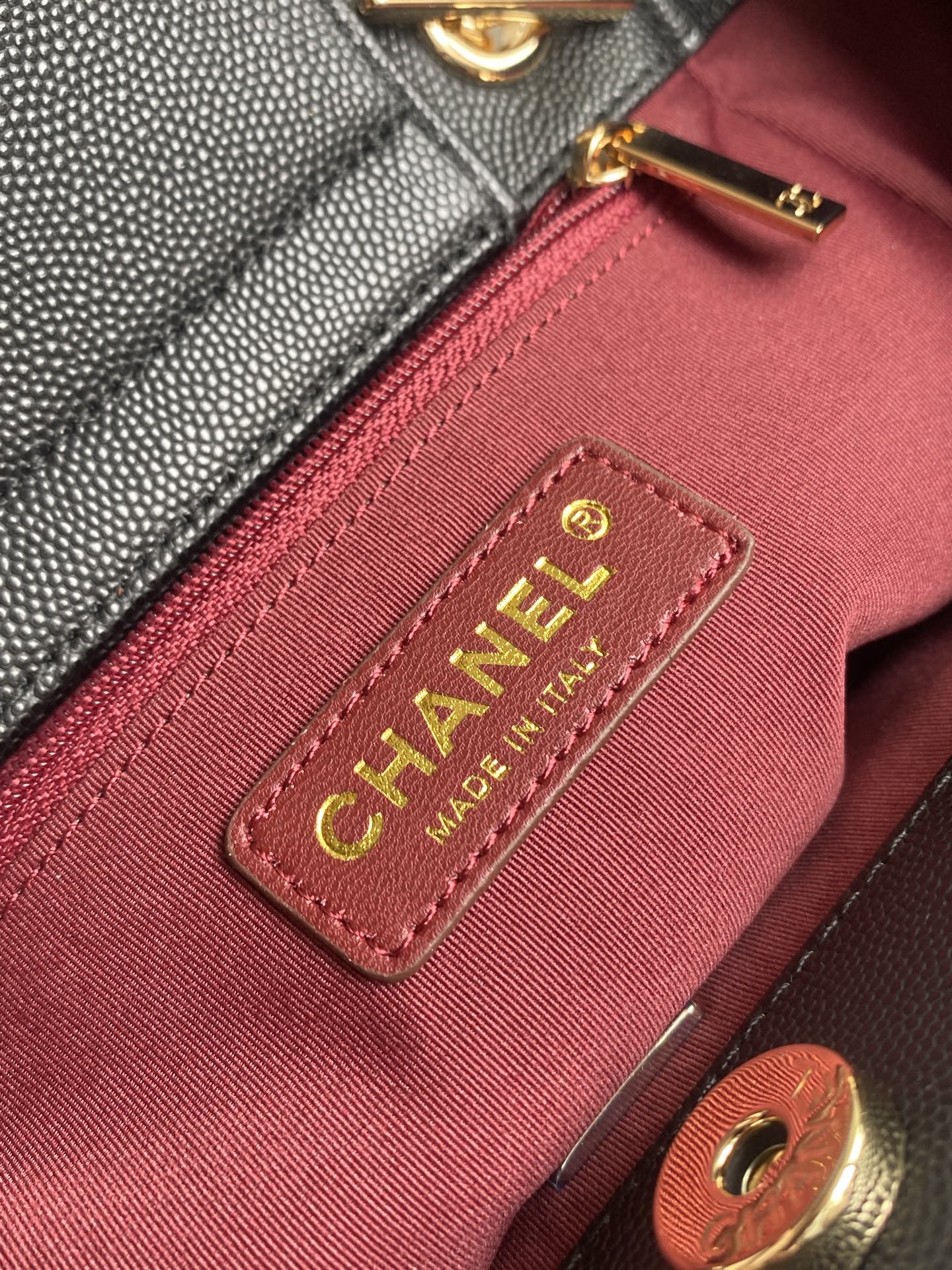 CHANEL 26S QUILTED SMALL SHOPPING TOTE 25 IN BLACK CAVIAR CALFSKIN GOLD HARDWARE