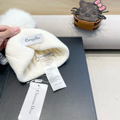 KNITTED BEANIE HAT IN WHITE WOOL AND FOX FUR 435031