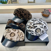 BAKER BOY HAT IN LIGHT BEIGE MINK FUR 438089
