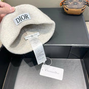 KNITTED BEANIE HAT IN IVORY BEIGE WOOL AND RABBIT FUR 439677