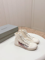 WHITE CANVAS HIGH-TOP SNEAKERS LOGO GRAFFITI