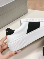 PRA LEATHER LOGO OUTLET SNEAKERS BLACK AND WHITE CALFSKIN