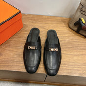 HM 26S KELLY MULE IN BLACK CALFSKIN GOLD HARDWARE