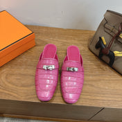 HM 26S KELLY MULE IN HOT PINK CROCODILE-EMBOSSED CALFSKIN SILVER HARDWARE