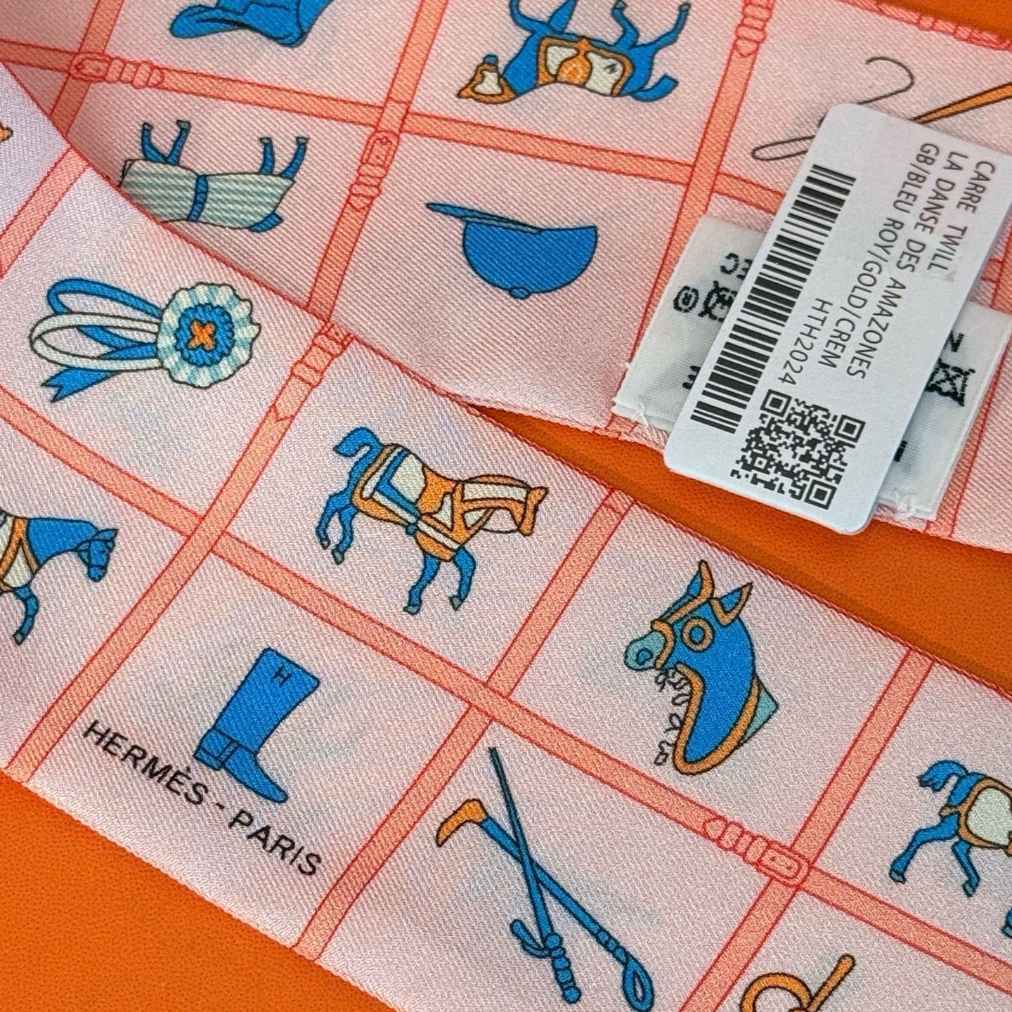 HERMES 25S SCARF 86 IN SILK 853136