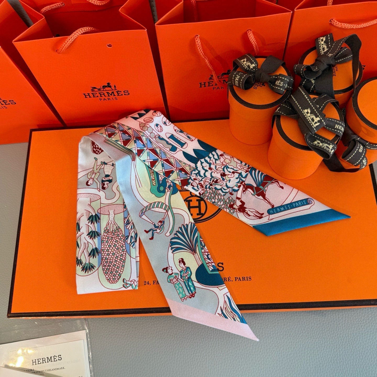 HERMES 25S SCARF 86 IN SILK 853141