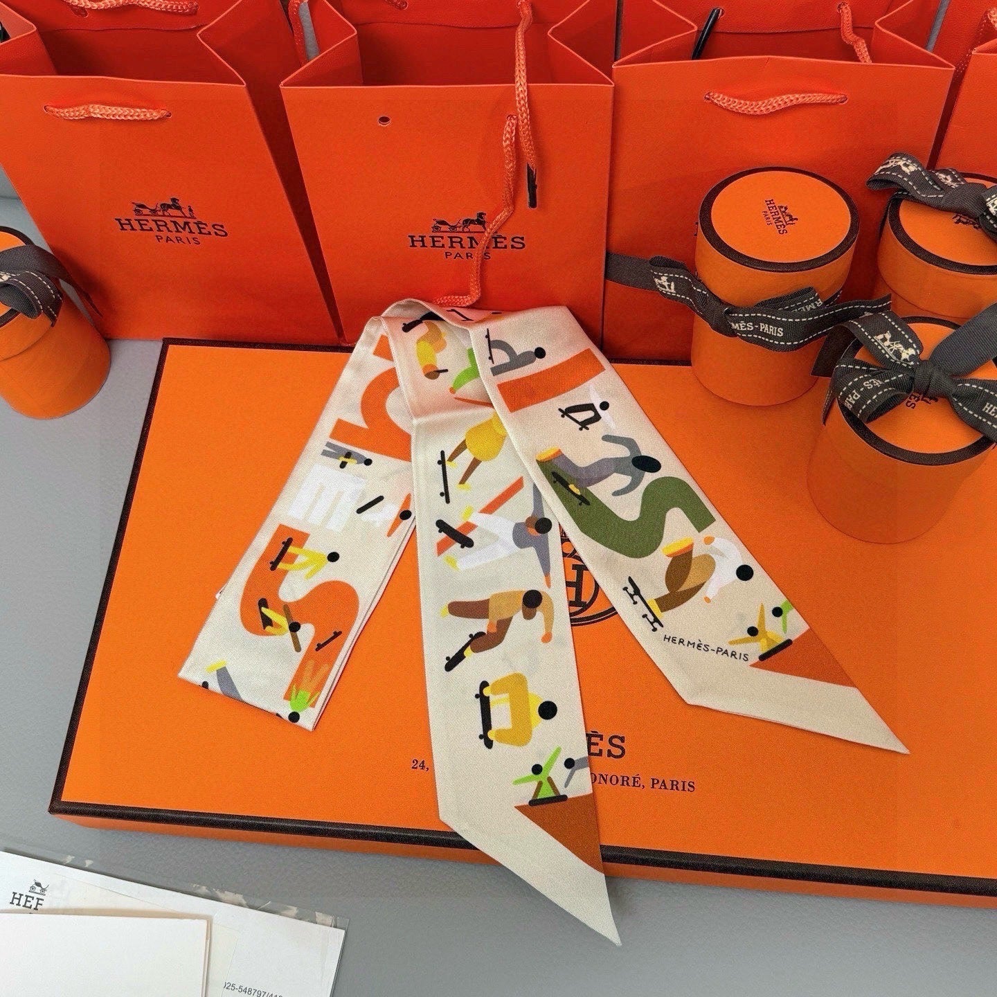 HERMES 26S TWILLY SCARF 86 IN SILK 496162