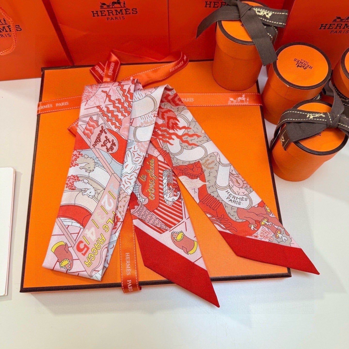 HERMES 26S TWILLY SCARF 86 IN SILK 492603