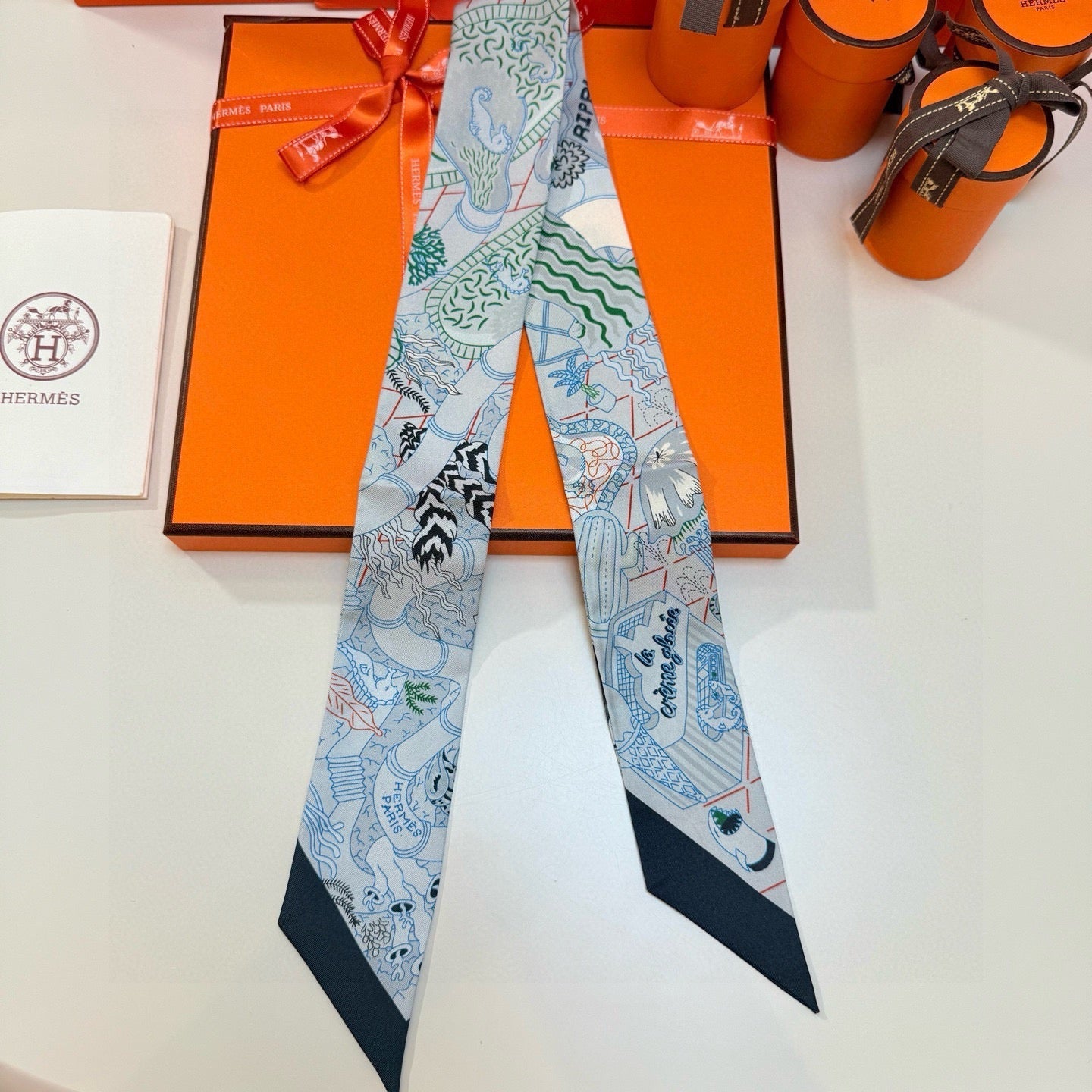 HERMES 26S TWILLY SCARF 86 IN SILK 492608