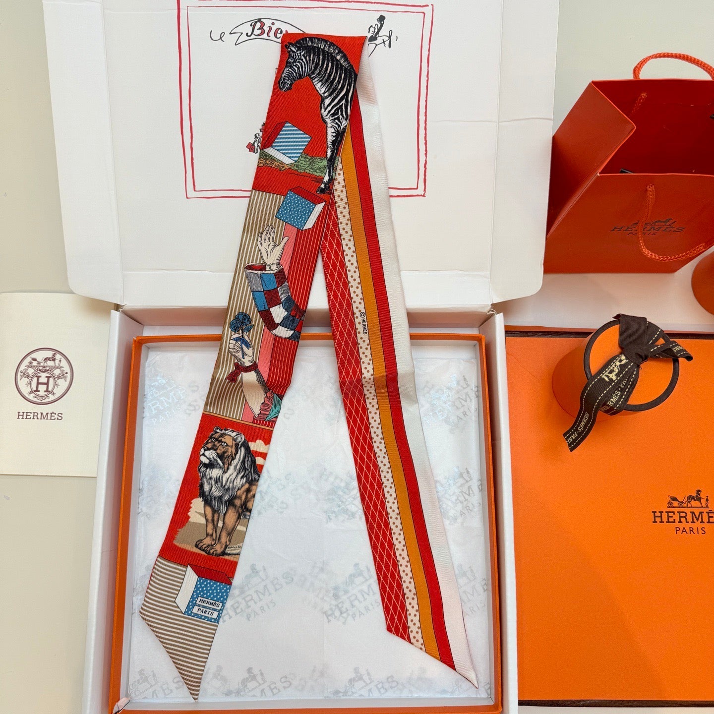 HERMES 26S TWILLY SCARF 86 IN SILK 492613