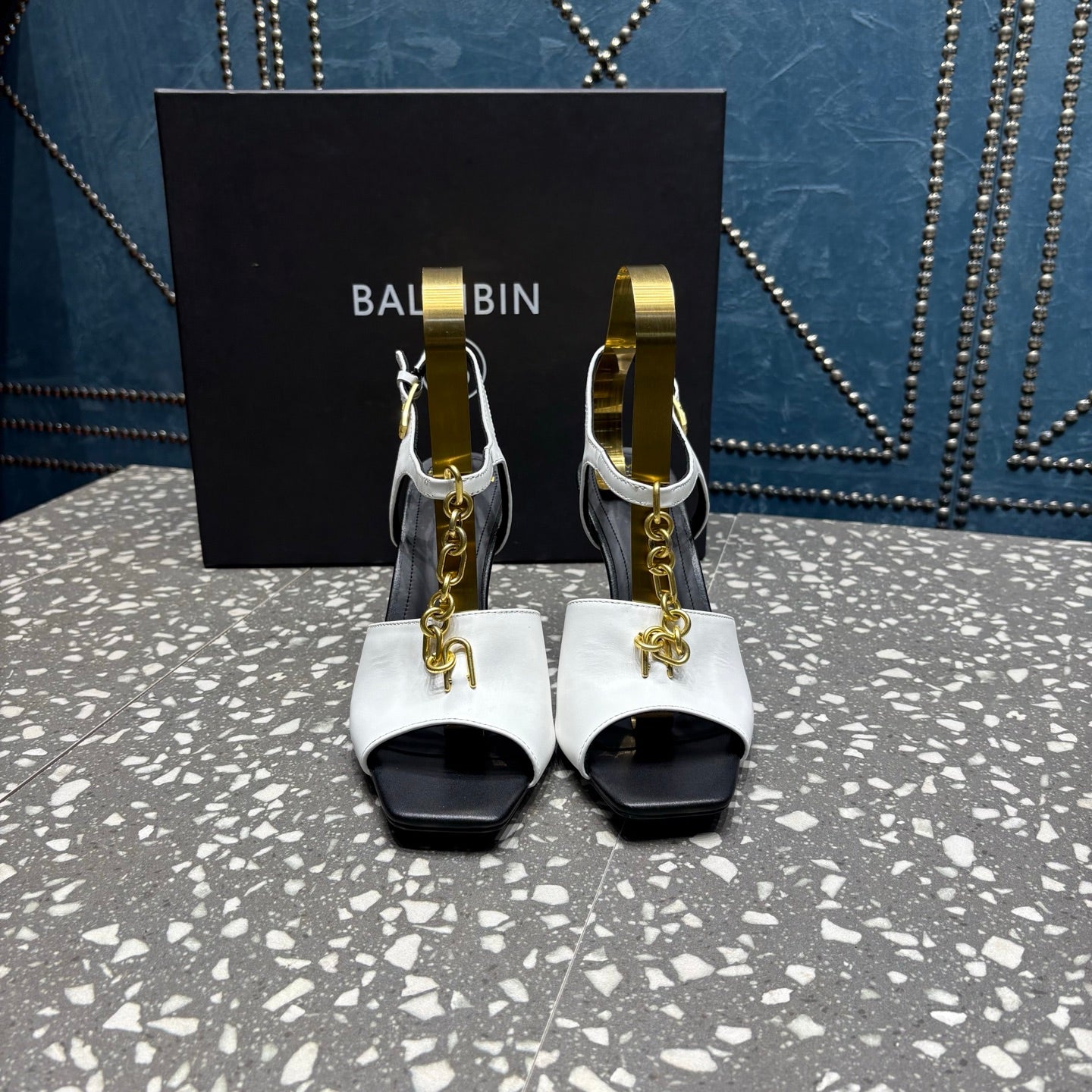 BALMAIN 26S HIGH-HEEL SANDALS 95 MM IN BLACK AND WHITE CALFSKIN