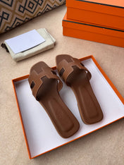 0RAN SANDALS IN PECAN BROWN CALFSKIN