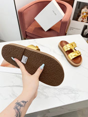 TIPPI SANDAL IN GOLD CALFSKIN