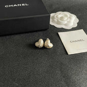 CHANEL 26S TEXTURED HEART CC LOGO STUD EARRINGS IN SILVER METAL 629192