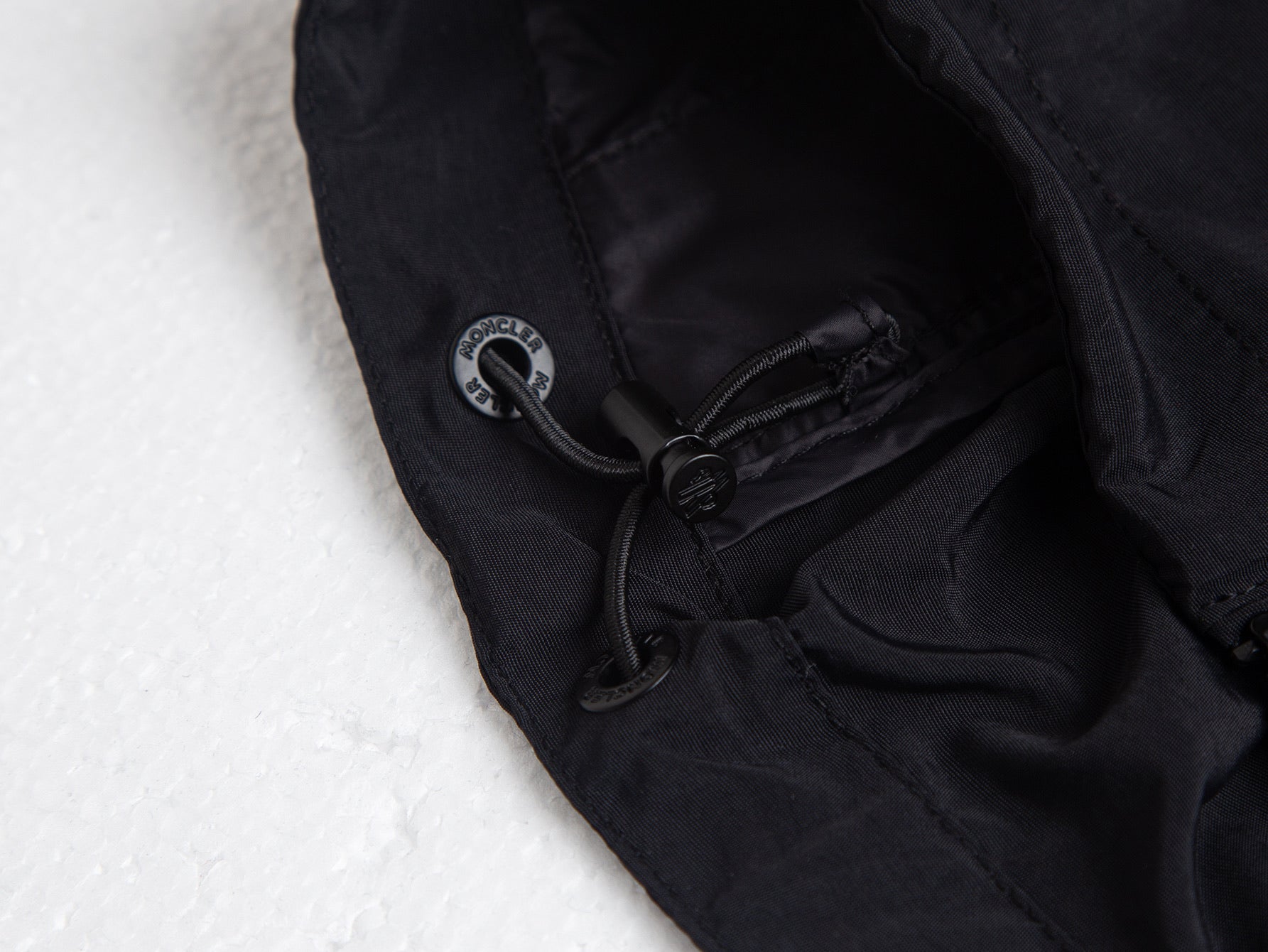 MONCLER 26S JACKET 499