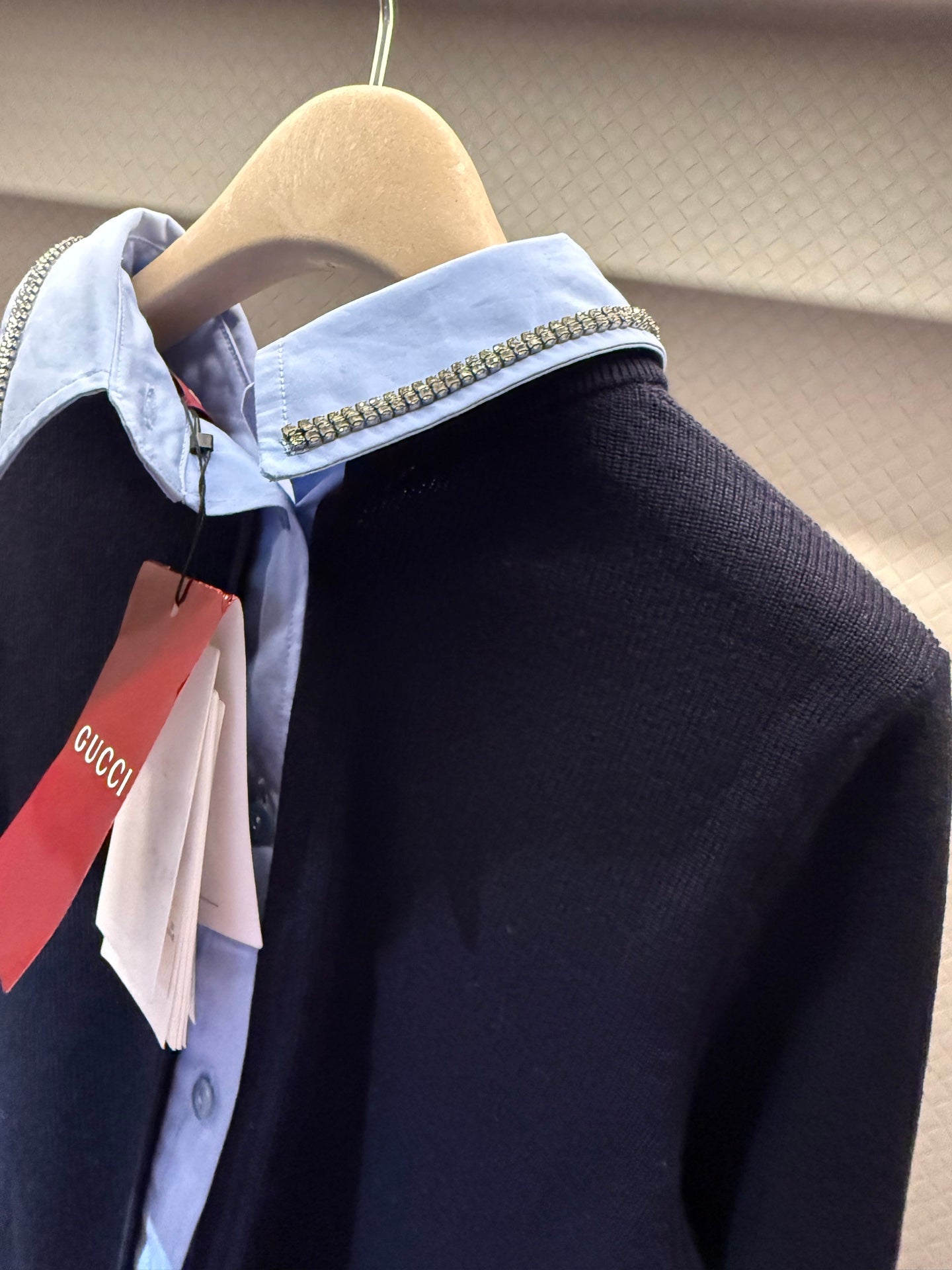 GUCCI 26S CARDIGAN 239