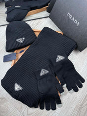 THREE-PIECES SET IN BLACK WOOL AND ACRYLIC 406558